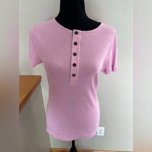 Women’s Lauren Ralph Lauren pink short sleeve cotton henley shirt. Size small